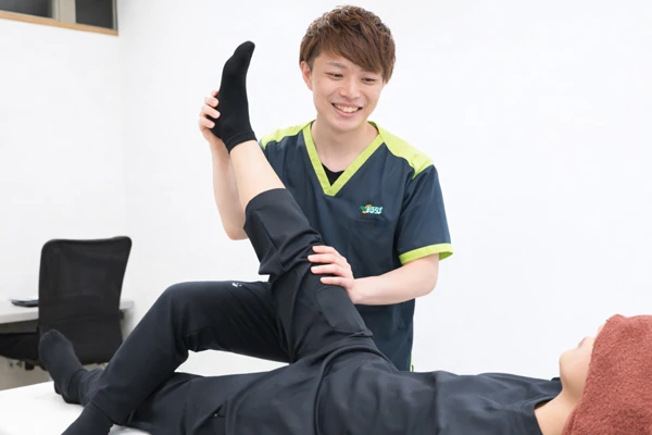 まほろば整骨院でフットケア施術