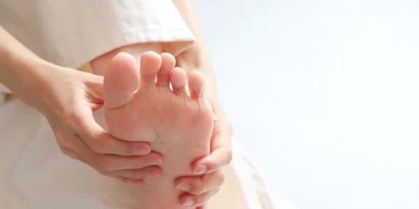 足底腱膜炎の原因とは