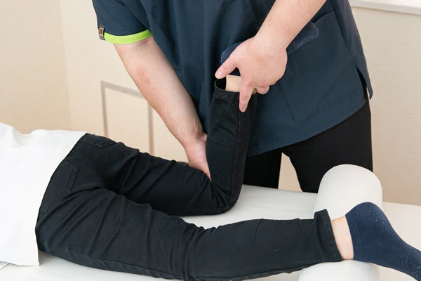 まほろば整骨院の有痛性外脛骨障害に対する施術